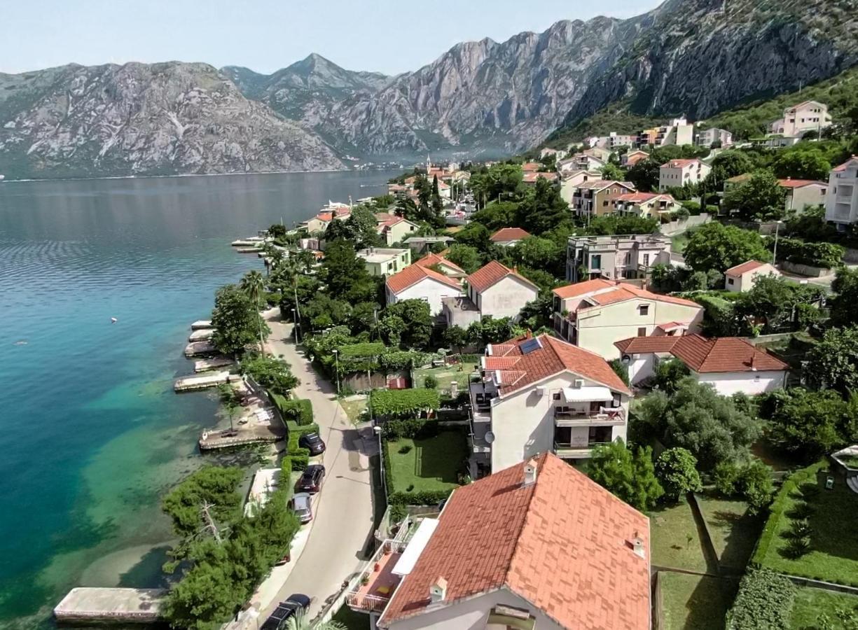 Waterfront Apartment Petrovina Котор Екстериор снимка