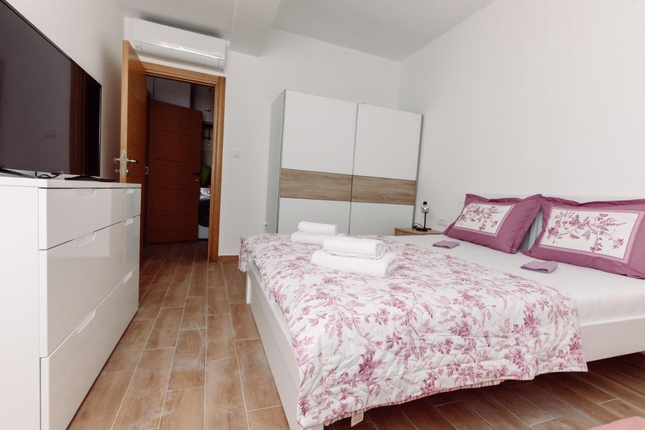 Waterfront Apartment Petrovina Котор Екстериор снимка