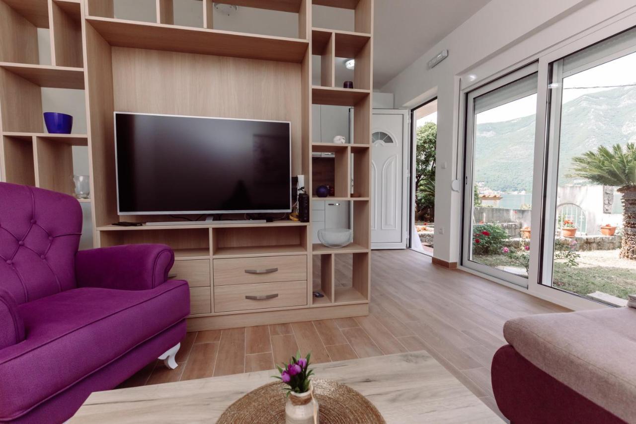 Waterfront Apartment Petrovina Котор Екстериор снимка