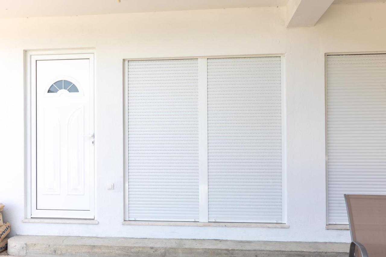 Waterfront Apartment Petrovina Котор Екстериор снимка