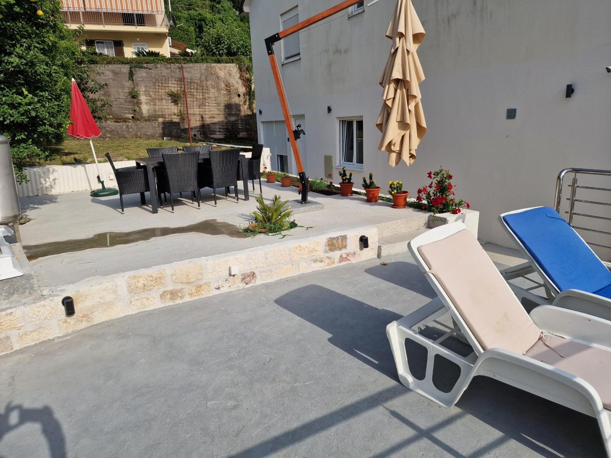 Waterfront Apartment Petrovina Котор Екстериор снимка